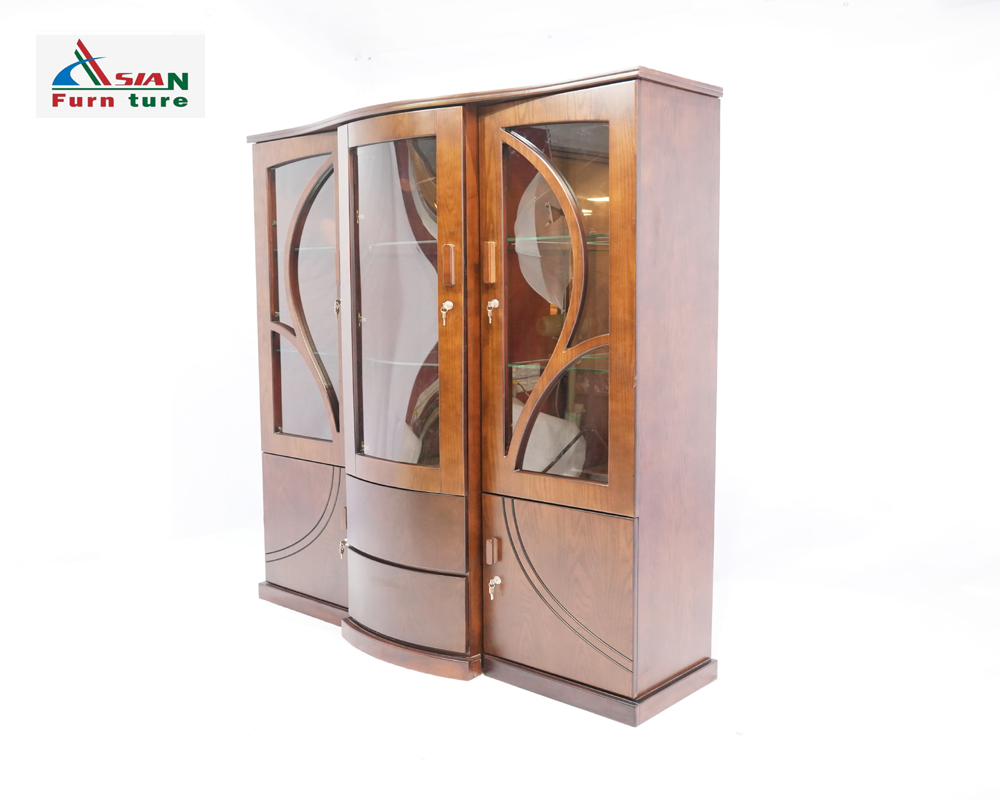 ROUND 4 DOOR SHOWCASE